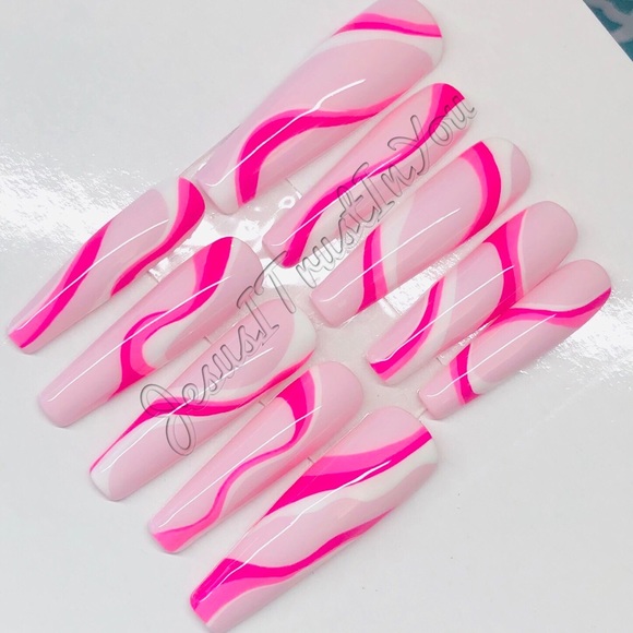 TRANSFORMED- XXL BALLERINA PRESS ON NAILS - Picture 8 of 12